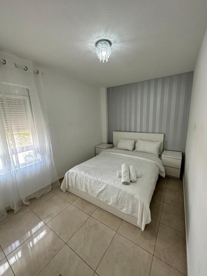 Apartamentos Yanina Gran Alacant 圣波拉 外观 照片